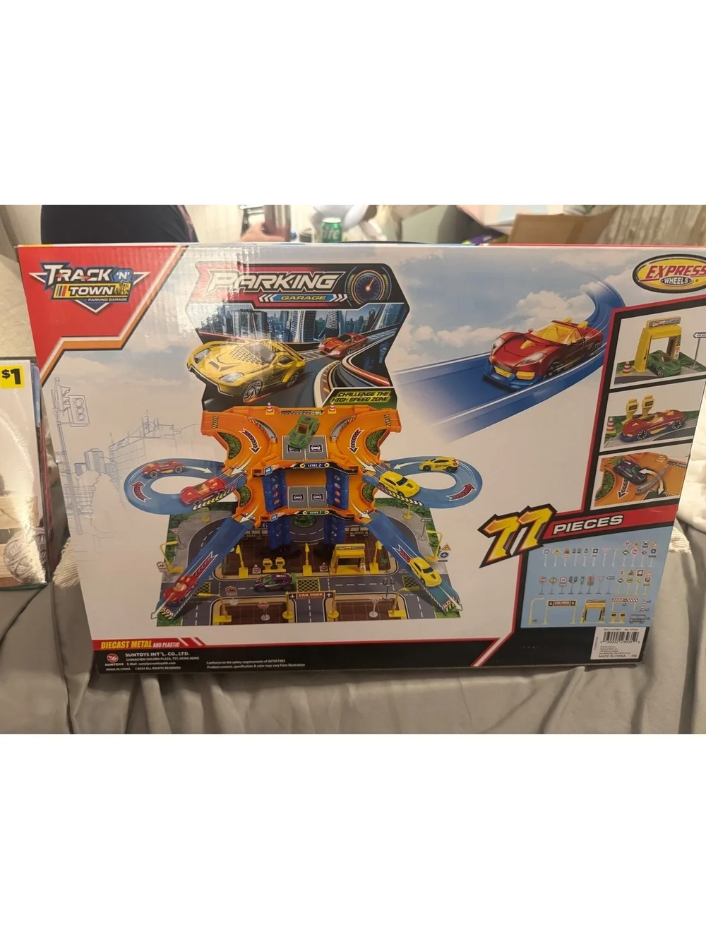Track N' Town Parking Garage Express Wheels Playset with 11 Pieces and 4 Cars